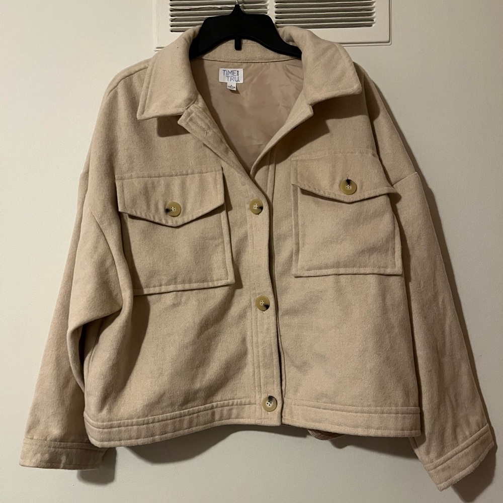 Cropped wool jacket